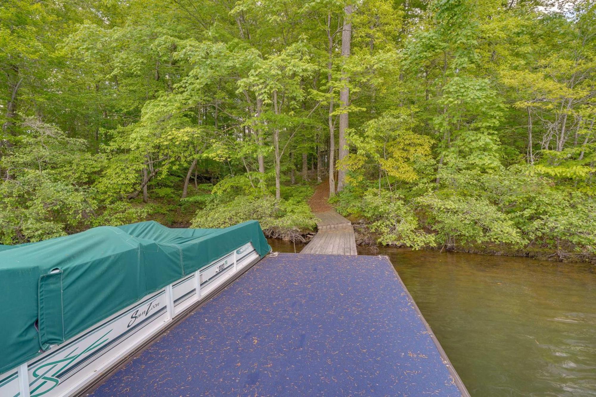 Stunning Lakefront Roxboro Home With Private Dock! Zewnętrze zdjęcie