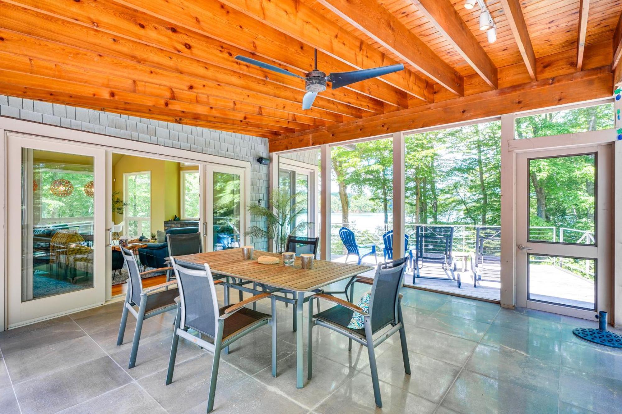 Stunning Lakefront Roxboro Home With Private Dock! Zewnętrze zdjęcie