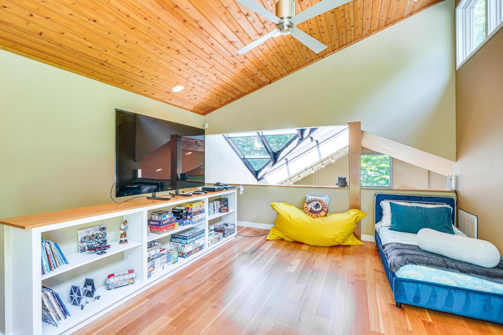 Stunning Lakefront Roxboro Home With Private Dock! Zewnętrze zdjęcie