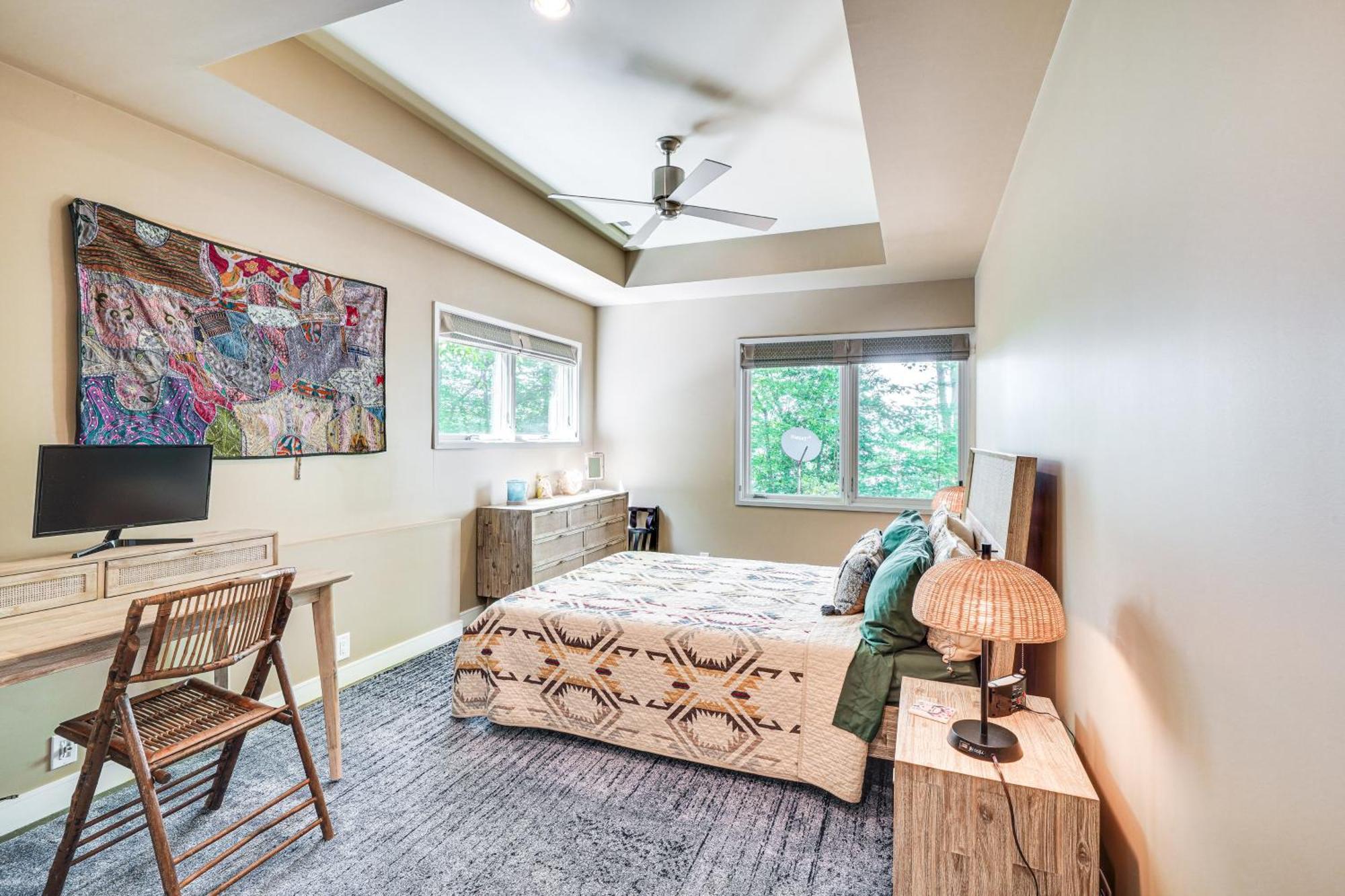 Stunning Lakefront Roxboro Home With Private Dock! Zewnętrze zdjęcie