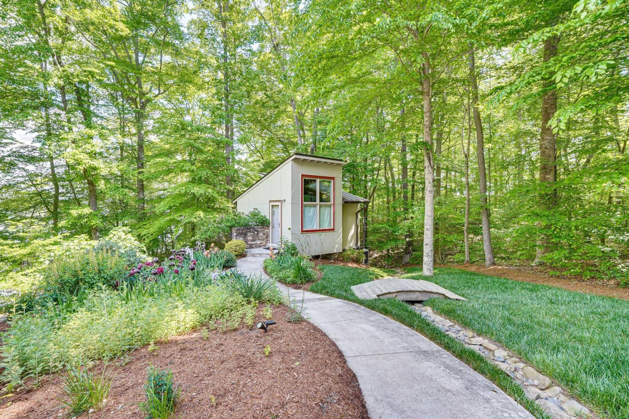 Stunning Lakefront Roxboro Home With Private Dock! Zewnętrze zdjęcie